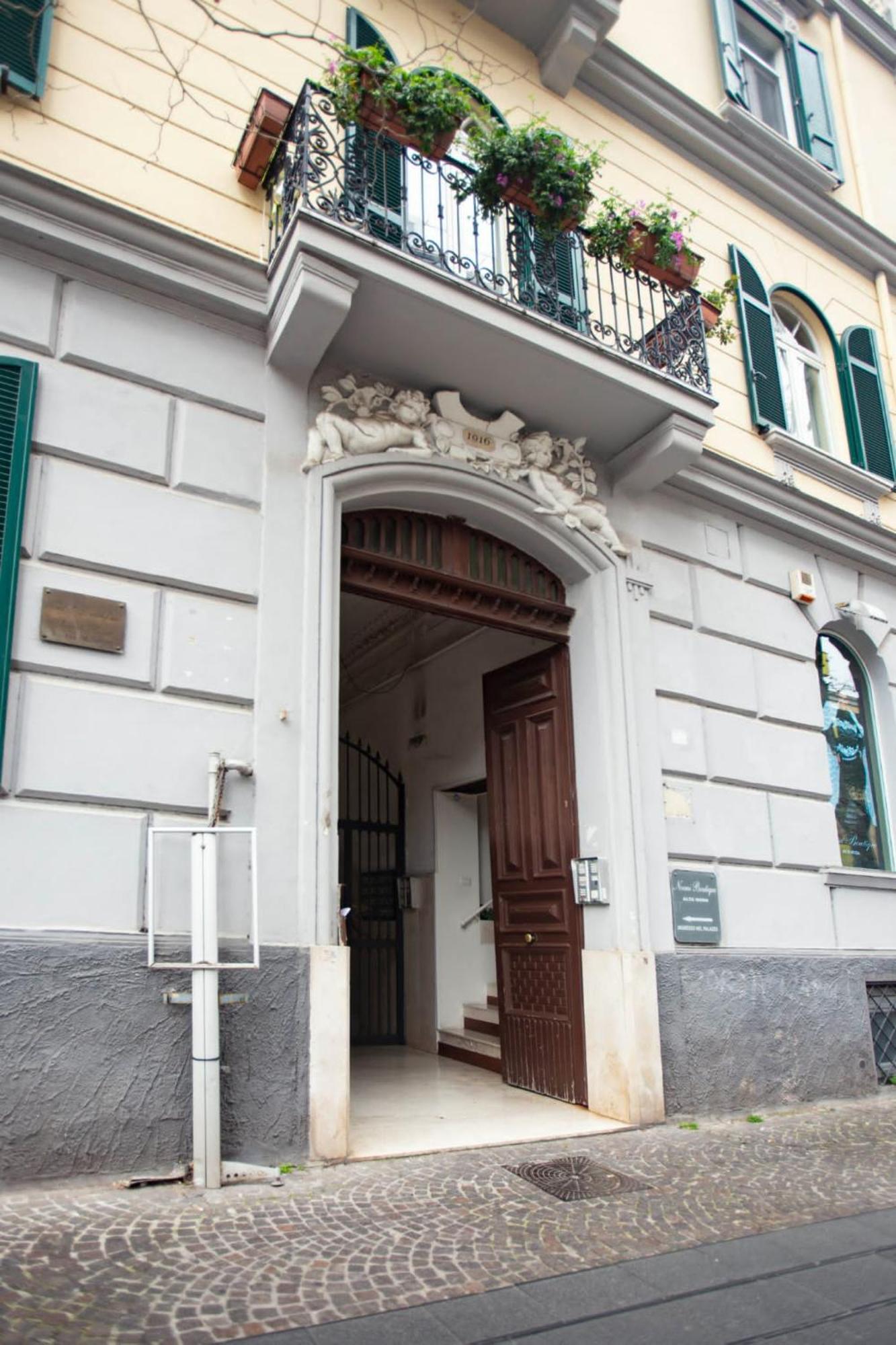 Vomero House Nápoles Exterior foto